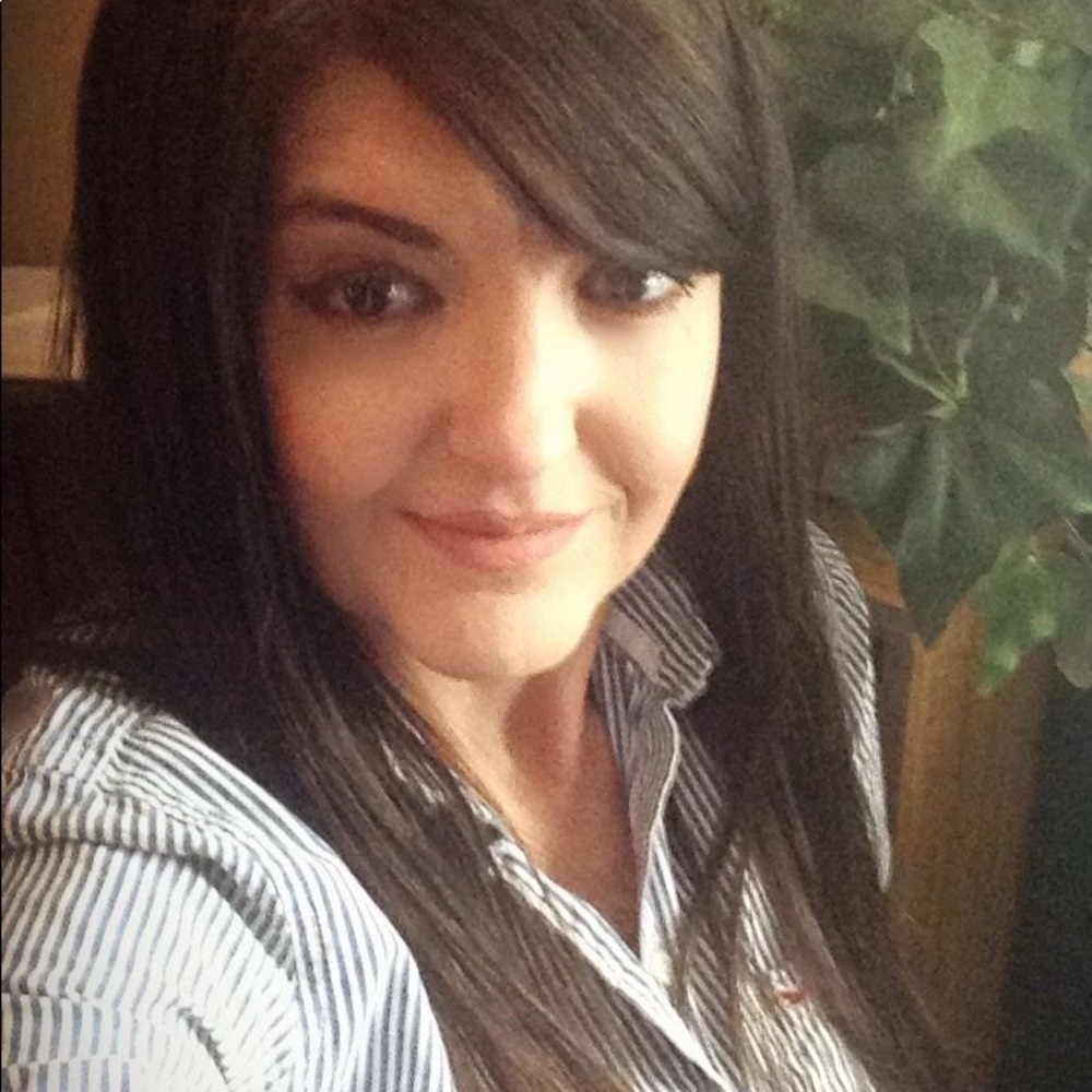 Meet your Posher, Jennifer
